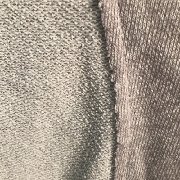 Cropped Light Grey Cardigan - Picture 4 of 5